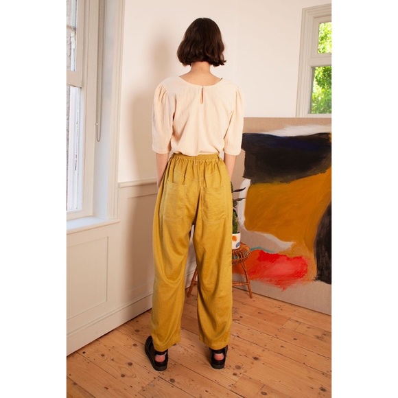 L.F. Markey Fergus Trouser // Pistachio Linen - Picture 3 of 16